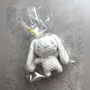 Handmade Crochet Cinnamon roll Keychain Amigurumi